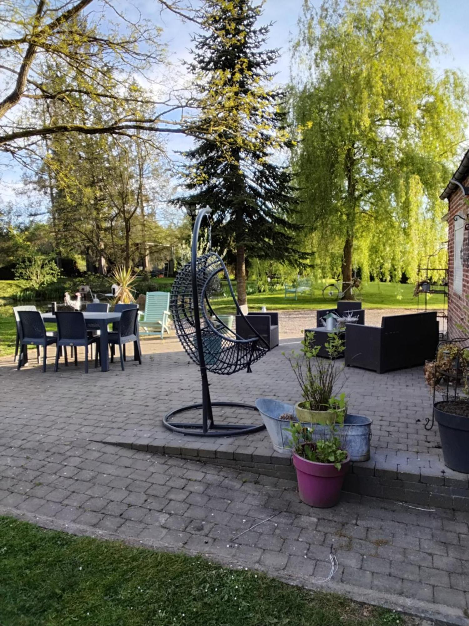Au Petit Bonheur De Seraphine Saint-Aubin  Buitenkant foto